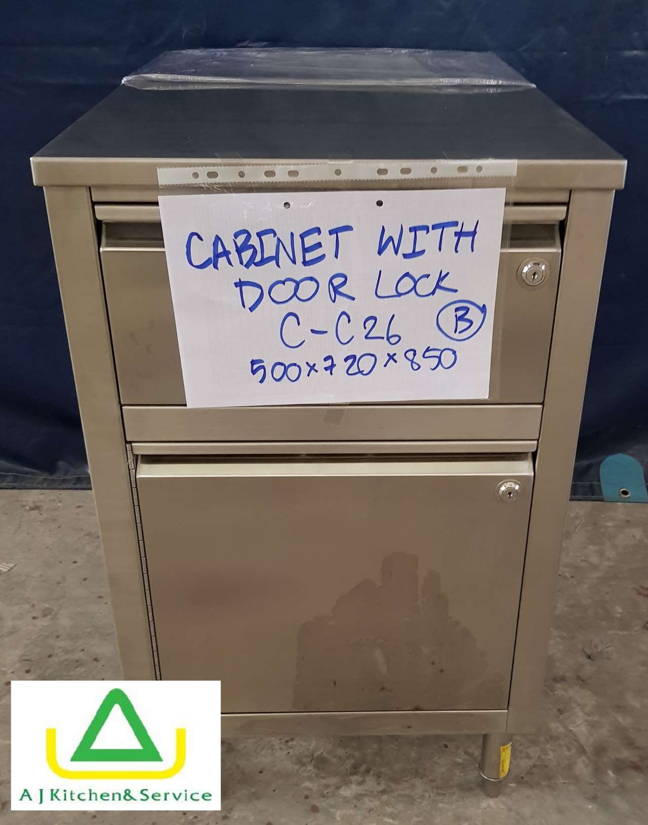 C-C26 Cabinet w/door lock
